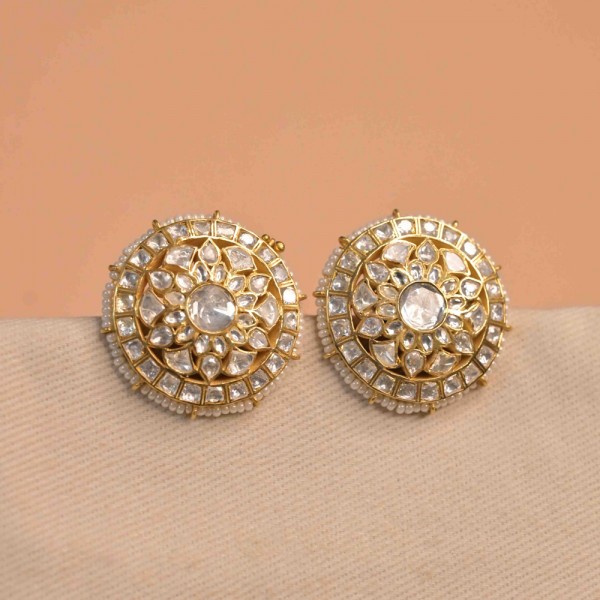 92.5 Sterling Silver Everyday Stud Earrings in Round shape 
