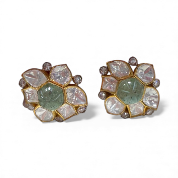 925 Silver Earring Studs With pista green colour 