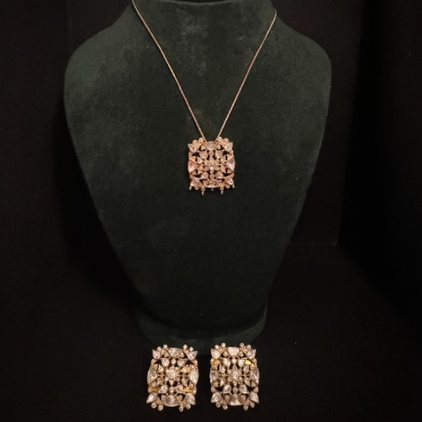 Grace in Sterling Silver pendent 