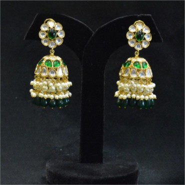 Flaunt this Gorgeous and Captivating Polki Kundan Jhumki in Your Special Way
