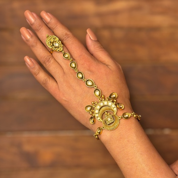 Bridal Antique Haath phool Set