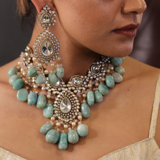 Exclusive Classy  Indo-western Fusional Polki Kundan Necklace Set