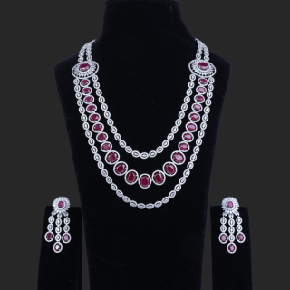 Be The Strikingly Beautiful Diva By Wearing This Trensetter AD Jewellery NeckPiece