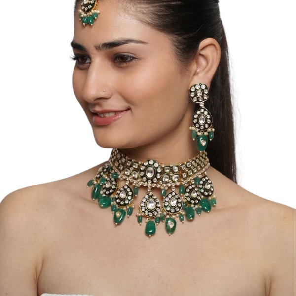 Elegant Emerald Polki Kundan Jewelry Set