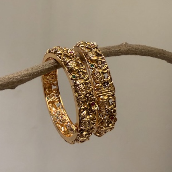 RajViraasat Antique Bangles
