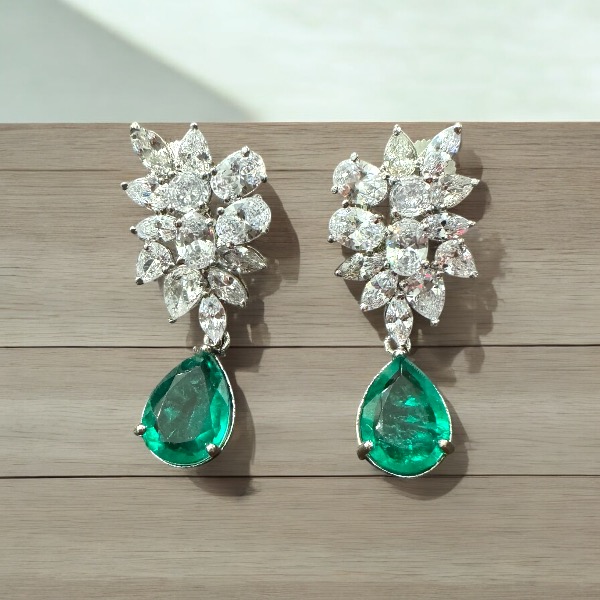 Elegant zircon Earrings drop