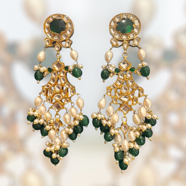 Golden Radiance Explore the Beauty of Kundan Earrings Golden Radiance Explore the Beauty of Kundan Earrings