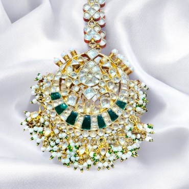 Green  Pachi Kundan Tikka with Customizable Beads for a Unique Look