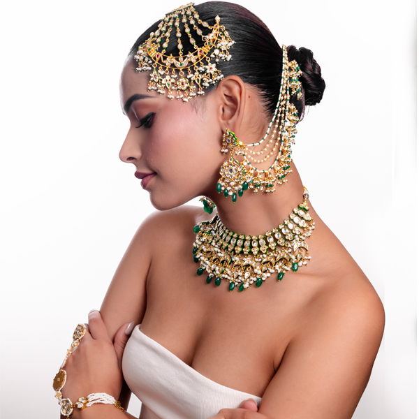 Elegant  Necklace Set for Special Occasions