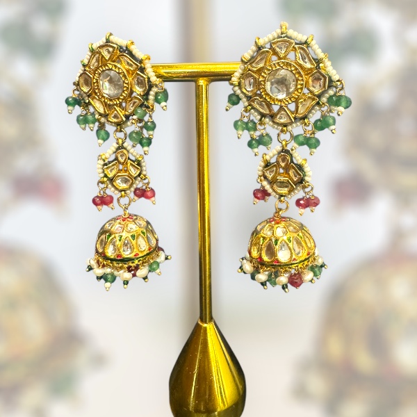 Kundan Earrings That Define Classic Glamour Kundan Earrings That Define Classic Glamour