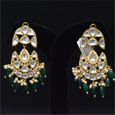 Spectacular Traditional Kundan that You Just Can't Miss