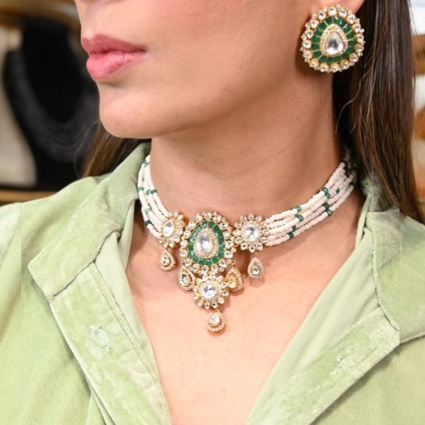 Emerald Polki Pearl Choker Set with Earrings