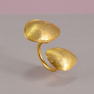 Antique Pure Brass Ring to Give You a Very Flattering Look