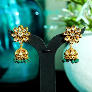 Strikingly Gorgeous Kundan Gold Plated Jhumkis to Wear with those Traditional Outfits